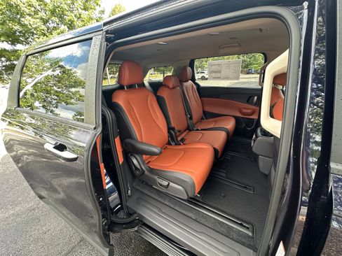 New 2026 Kia Carnival EX image 20