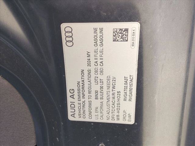 Used 2024 Audi Q3 2.0T Premium AWD/4WD image 25
