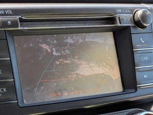 Used 2013 Toyota RAV4 LE image 6