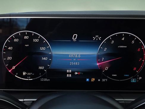 Used 2024 Mercedes-Benz GLS 450 4MATIC image 23