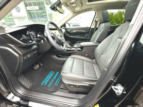 Used 2023 Buick Envision Avenir AWD/4WD image 10