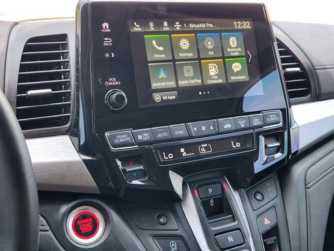 Certified 2024 Honda Odyssey EX-L image 17