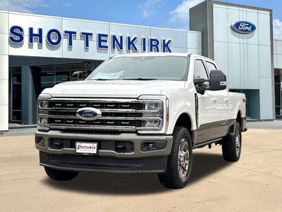 New 2026 Ford F250 King Ranch w/ FX4 Off-Road Package