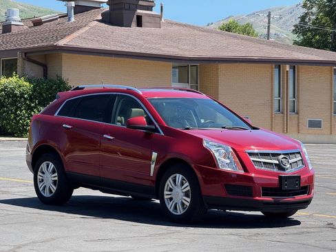 Used 2010 Cadillac SRX Luxury AWD/4WD image 3