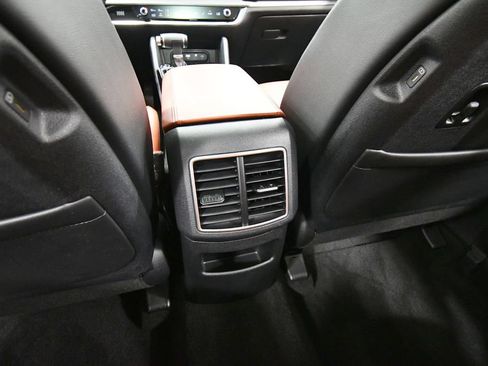 Certified 2024 Kia Sportage SX AWD/4WD image 17