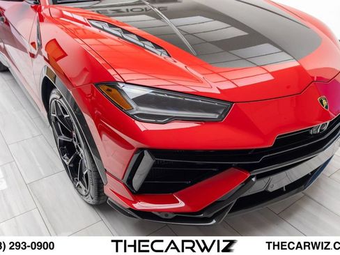 Used 2023 Lamborghini Urus Performante AWD/4WD image 2