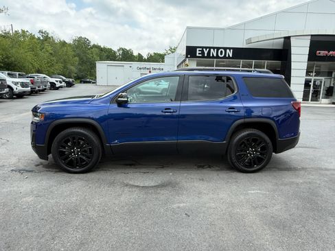 Certified 2023 GMC Acadia SLE w/ Driver Convenience Package AWD/4WD image 2