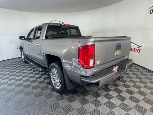 Used 2017 Chevrolet Silverado 1500 High Country image 4