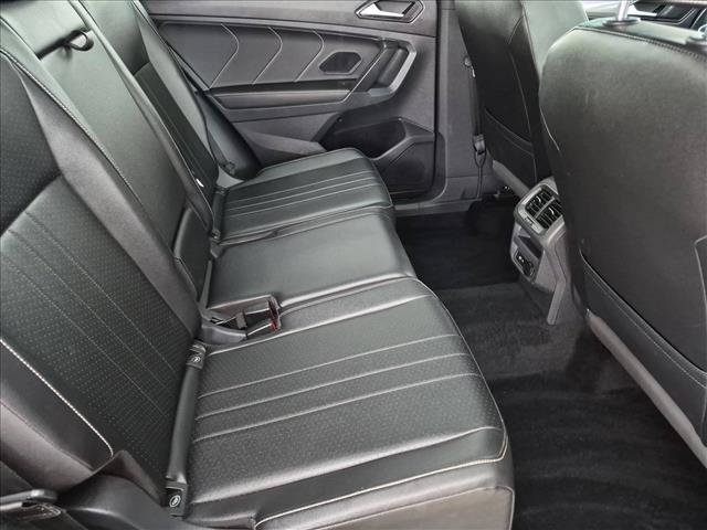 Used 2022 Volkswagen Tiguan SE R-Line AWD/4WD image 21