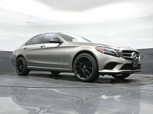 Used 2019 Mercedes-Benz C 300 4MATIC Sedan w/ Premium Package image 40