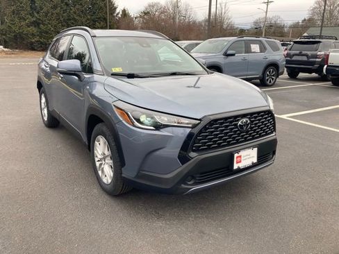 Used 2022 Toyota Corolla Cross LE w/ Moonroof Package image 10