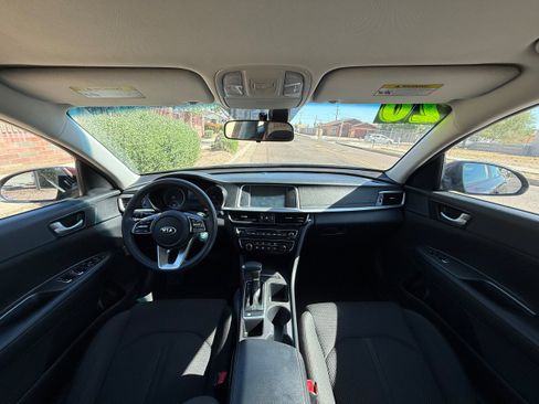 Used 2020 Kia Optima LX FWD image 13