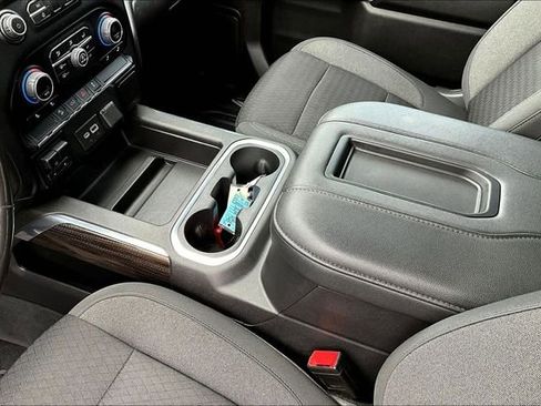 Used 2021 Chevrolet Silverado 1500 LT Trail Boss w/ Bed Protection Package AWD/4WD image 18