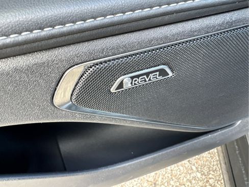 Used 2024 Lincoln Nautilus Reserve w/ Equipment Group 202A image 5