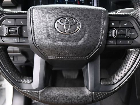 Used 2024 Toyota Tacoma SR AWD/4WD image 30