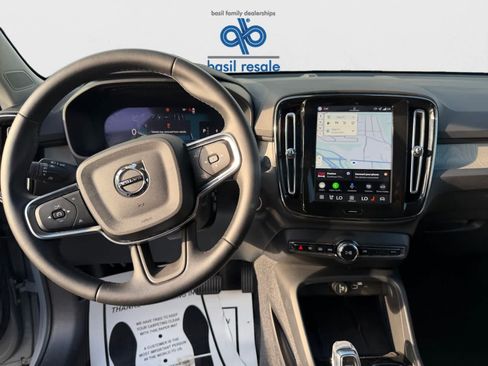 Used 2026 Volvo XC40 B5 Plus AWD/4WD image 12