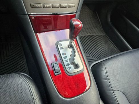 Used 2005 Lexus ES 330 image 23