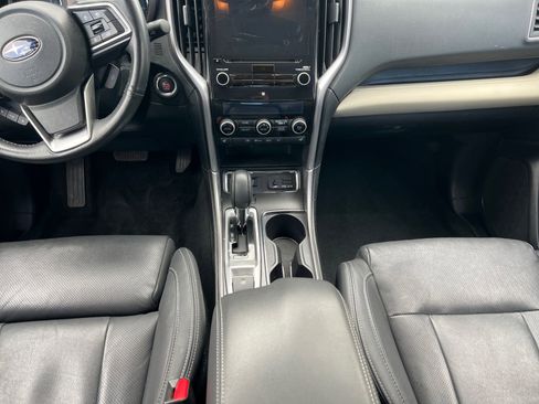 Used 2022 Subaru Ascent Limited AWD/4WD image 11