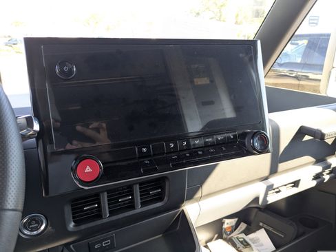 New 2025 Chevrolet Brightdrop 400 w/ Battery Pack, Max Range image 7