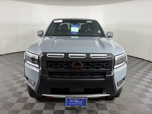 Used 2025 Nissan Frontier PRO-4X w/ Pro Premium Package image 2