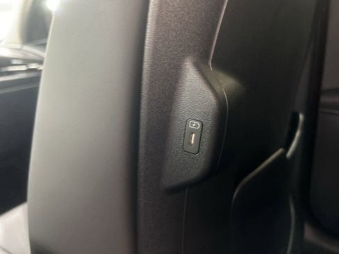 New 2025 Kia Niro EX image 25