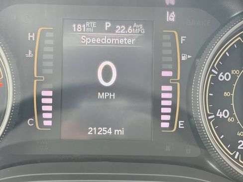 Used 2021 Jeep Cherokee Latitude Plus AWD/4WD image 35