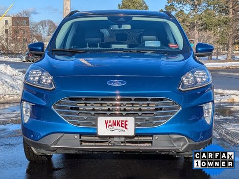 Certified 2022 Ford Escape Titanium w/ Titanium Elite Package image 9