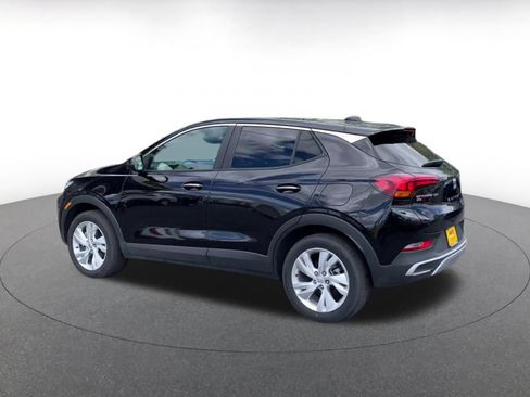 Used 2025 Buick Encore GX Preferred AWD/4WD image 10