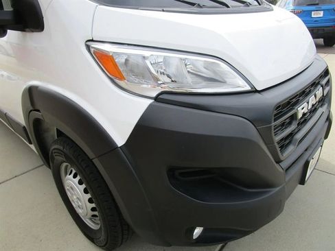 Used 2026 RAM ProMaster 2500 w/ Convenience Group FWD image 38