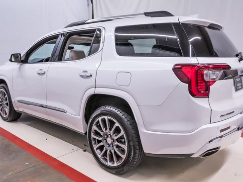 Used 2020 GMC Acadia Denali w/ Technology Package image 8