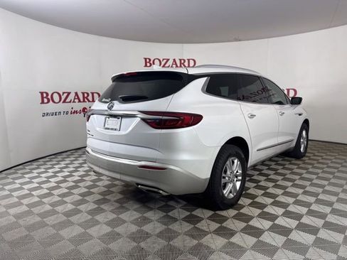 Used 2021 Buick Enclave Essence w/ Sound and Sites Package image 8