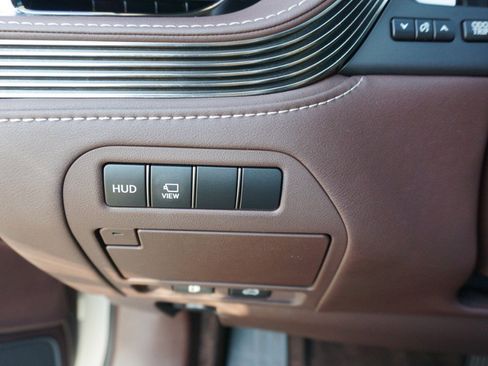 Used 2018 Lexus LS 500 AWD w/ Luxury Package image 19