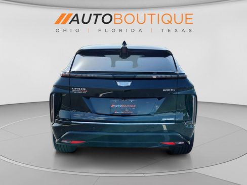 Used 2024 Cadillac Lyriq Luxury AWD/4WD image 4
