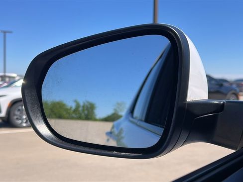 Used 2023 Chevrolet TrailBlazer LT image 18