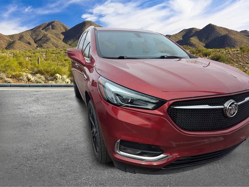 Used 2020 Buick Enclave Essence w/ Sport Touring Edition image 4