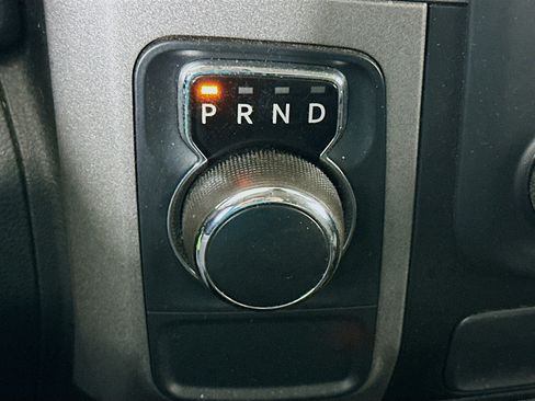 Used 2018 RAM 1500 Express image 24