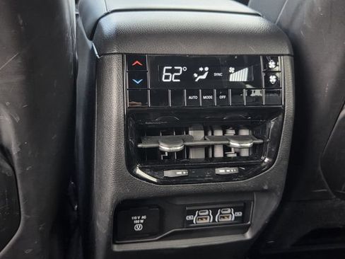 Used 2021 Jeep Grand Cherokee L Laredo AWD/4WD image 16