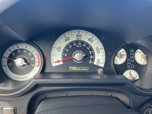 Used 2008 Toyota FJ Cruiser 4WD image 8