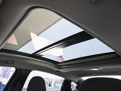 Used 2023 Chevrolet Malibu LT FWD image 22