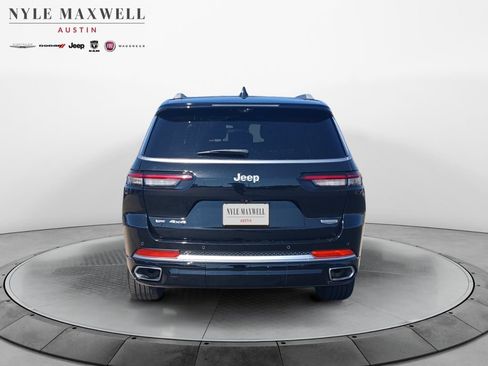 Used 2023 Jeep Grand Cherokee L Summit AWD/4WD image 15