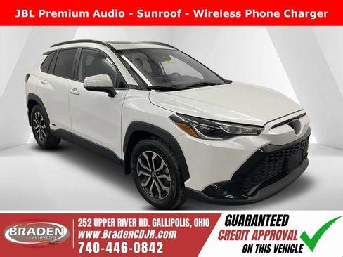 Used 2024 Toyota Corolla Cross AWD Hybrid w/ Moonroof Package image 1