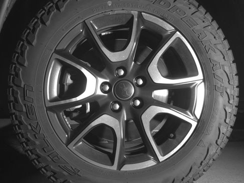 Used 2025 Jeep Compass Trailhawk image 12