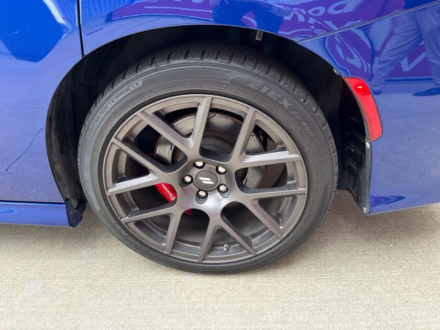 Used 2019 Dodge Charger Scat Pack w/ Technology Group RWD image 9