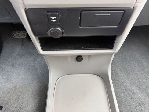 Certified 2020 Toyota Sienna LE image 38