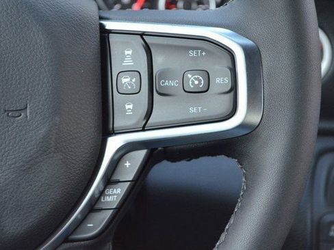 New 2026 RAM 1500 Big Horn AWD/4WD image 18