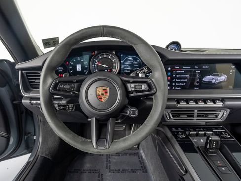 Certified 2023 Porsche Macan GTS AWD/4WD image 6