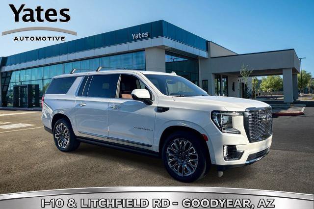 Used 2023 GMC Yukon XL Denali Ultimate w/ LPO, Floor Liner Package AWD/4WD image 1