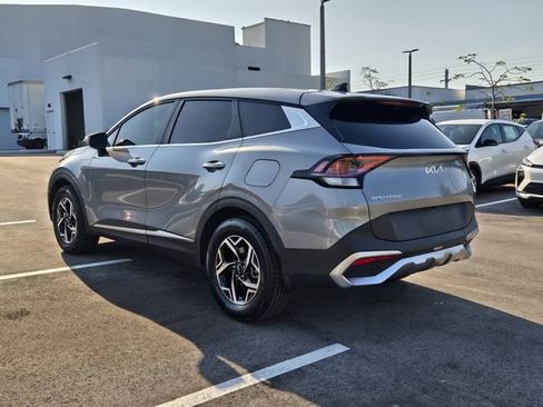 Used 2023 Kia Sportage LX FWD image 5