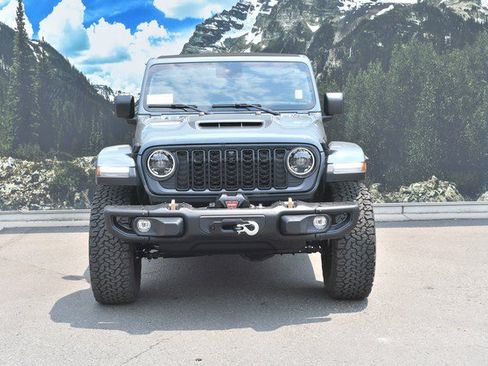 Used 2025 Jeep Wrangler Unlimited Rubicon 392 AWD/4WD image 5