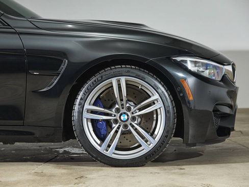 Used 2018 BMW M3 RWD image 30